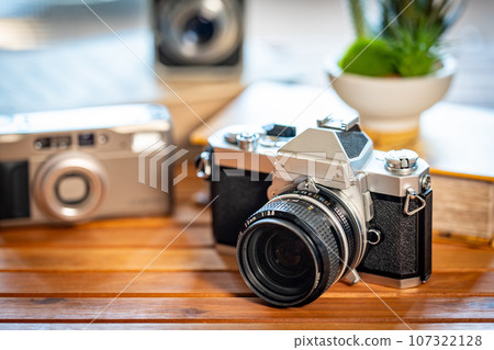[Retro] Film camera [Vintage] 107322128