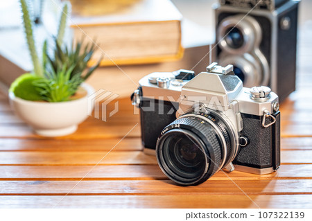 [Retro] Film camera [Vintage] 107322139