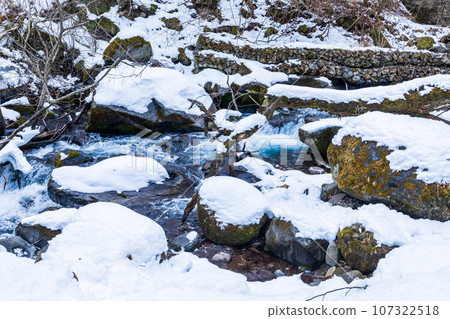 “Yamanashi Prefecture” Kawamata River Valley/Hokuto City in winter 107322518
