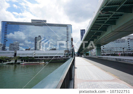 Keihan Temmabashi Station Okawa Nakanoshima Keihan Temmabashi Station Okawa Nakanoshima 107322751