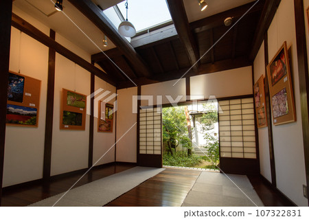 Nara City Naramachi Lattice House 107322831