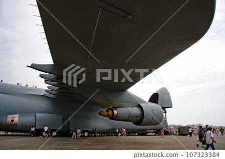 洛克希德 C-5 Galaxy 超大型遠端運輸機 107323384