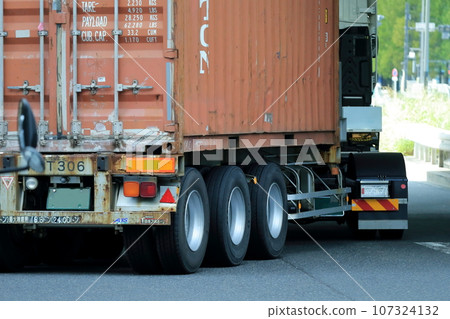 left turn trailer left turn trailer 107324132