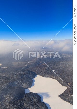 Hokkaido_Lake Panketo completely frozen 107329555