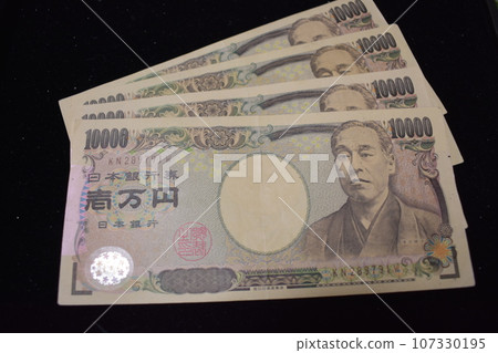 10,000日元紙幣 10,000日元紙幣 107330195