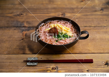 Plum somen noodles 107333494