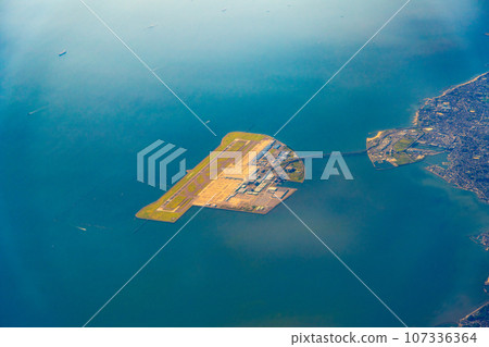 中部國際機場 新特麗亞 空拍 飛機 日落 傍晚 下午 飛機 飛行 旅遊 觀光 入境 中部國際機場 新特麗亞 空拍 飛機 日落 傍晚 下午 飛機 飛行 旅遊 觀光 入境 107336364