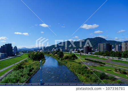札幌豐平河和藻岩山 札幌豐平河和藻岩山 107336781