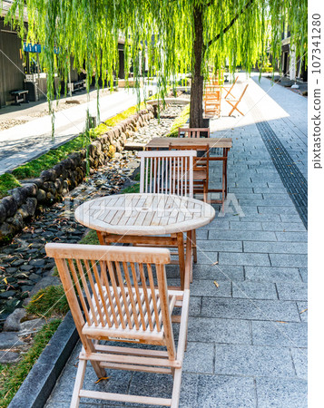 A wonderful space on a street corner in summer in Yamagata City's Water Machiya Nanokamachi Gotenseki area A wonderful space on a street corner in summer in Yamagata City's Water Machiya Nanokamachi Gotenseki area 107341280