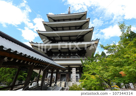 Scenery of Echizen Daibutsu 107344314