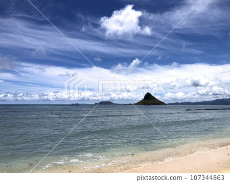 "Hawaii" Chinaman's Hat seen from Kaneohe Bay "Hawaii" Chinaman's Hat seen from Kaneohe Bay 107344863