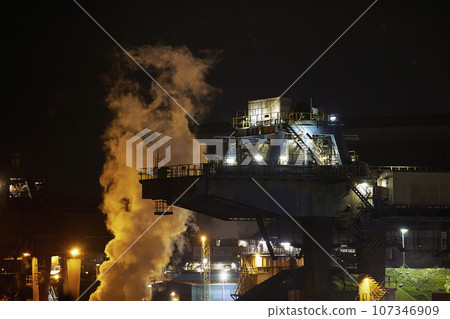 steel mill in the Netherlands at night 107346909