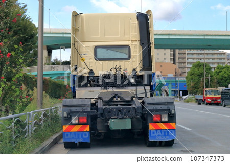 tractor head tractor head 107347373