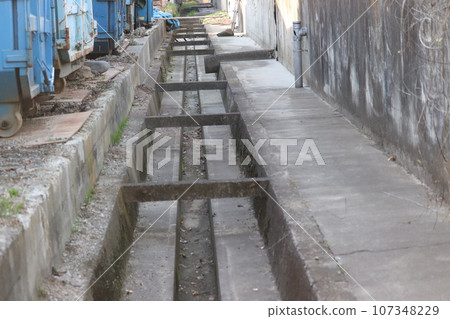 waterway without water waterway without water 107348229