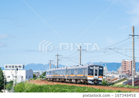 [關西本線] 前往鈴鹿賽道的特別快速列車 107348458