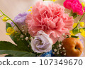 粉紅色花束 慶祝母親節 生日 康乃馨 107349670