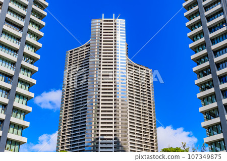 Tokyo Chuo-ku Kachidoki urban landscape Park Tower Kachidoki South and de Tour East 107349875