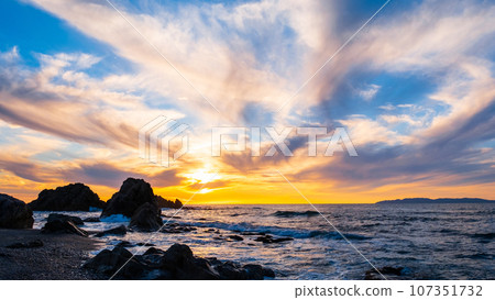 Sasagawa flow/evening view 107351732