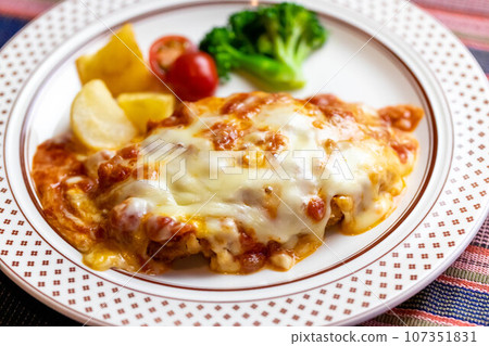 米蘭風格的肉餅 米蘭風格的肉餅 107351831