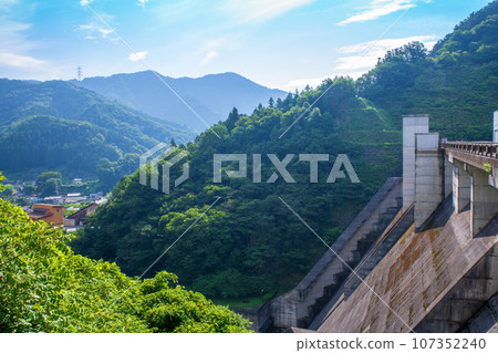 愛鶴水壩仲夏風景 秩父市上吉田市 107352240