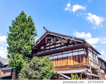 秋田縣益田町盛夏遊覽充滿旅行氣息的古街景 秋田縣益田町盛夏遊覽充滿旅行氣息的古街景 107354458