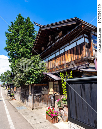 秋田縣益田町盛夏遊覽充滿旅行氣息的古街景 秋田縣益田町盛夏遊覽充滿旅行氣息的古街景 107354469