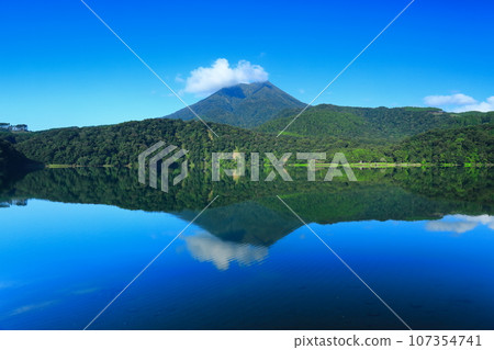 [Miyazaki Prefecture] Takachihomine and Oike (Kirishima Mountain Range) 107354741