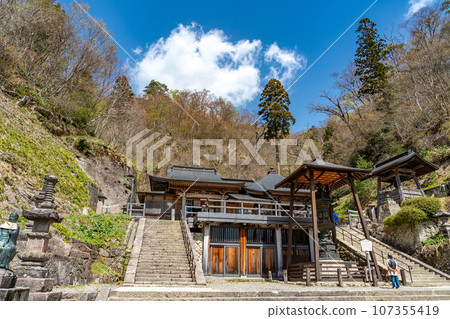 山形縣山形市立石寺山頂的奧之院和大佛殿，俗稱山寺 107355419