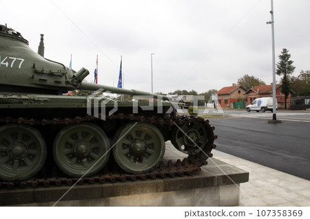 Heavy tank T-80 in Vukovar, Croatia - leftover after civil war Heavy tank T-80 in Vukovar, Croatia - leftover after civil war 107358369