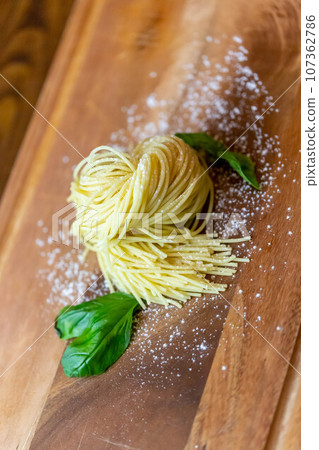 生麵食 107362786