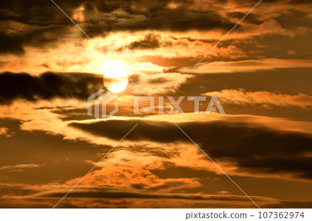 五島灘、角木灘和大角灘的夜景 五島灘、角木灘和大角灘的夜景 107362974