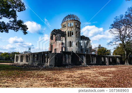 【世界遺產原子彈爆炸圓頂屋】晴朗的新年風景 廣島縣廣島市中區3 107368903