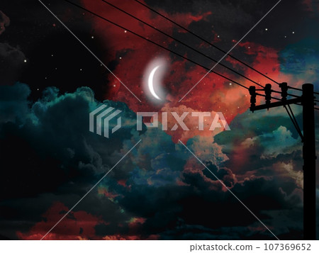 夜空中漂浮的雲、新月和電線桿剪影的單色背景 107369652