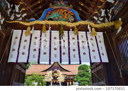 京都北野天滿宮三甲門和本館 107370831