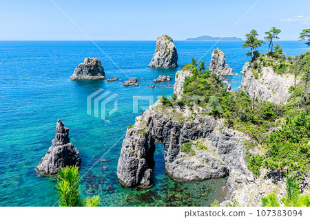 Ocean Alps of Qinghai Island 107383094