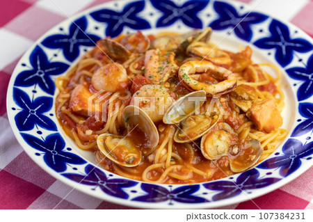 海鮮魚義大利麵 海鮮魚義大利麵 107384231
