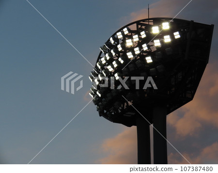 Dusk lighting (baseball field) 107387480