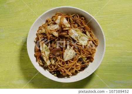 Fried noodles Fried noodles 107389452