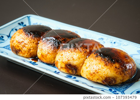 群馬縣的靈魂美食:外表美味、光澤閃亮的炸饅頭 群馬縣的靈魂美食:外表美味、光澤閃亮的炸饅頭 107393479