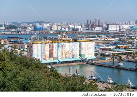 Container terminal in the Port of Incheon in South Korea 107395019