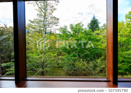 Resort hotel lobby scenery 107395790