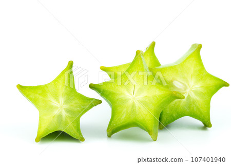 Close up star fruit carambola or star apple ( starfruit ) on white background. 107401940