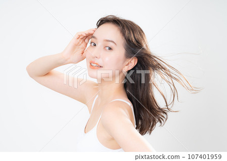 年輕女性的美麗 107401959