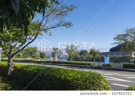瀨田川的景色(滋賀縣大津市石山寺) 瀨田川的景色(滋賀縣大津市石山寺) 107405351