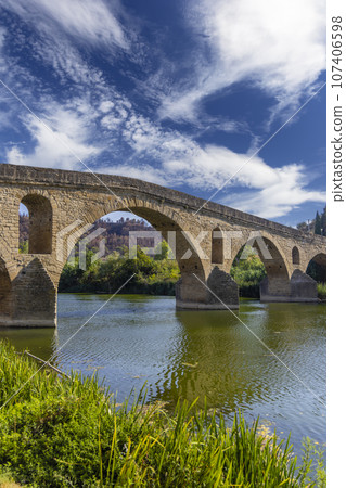 Romanesque bridge Puente la Reina, Gares, Navarre, Spain 107406598