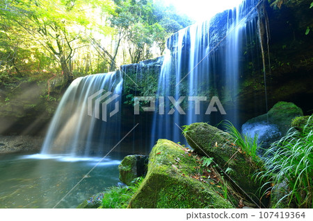 [熊本縣]鍋瀑布的夢幻水幕和燈光淋浴 107419364