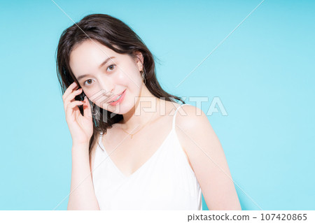 年輕女性的美麗 年輕女性的美麗 107420865