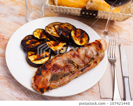 Appetizing fried pork shoulder with eggplant 107421448
