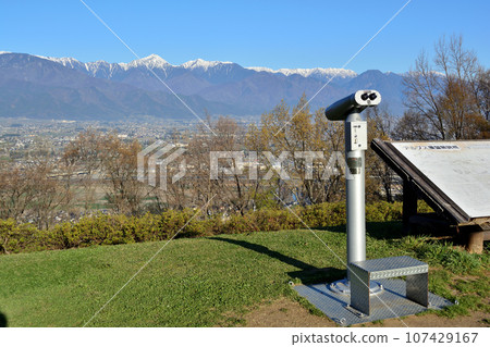 從阿爾卑斯山公園看北阿爾卑斯山 從阿爾卑斯山公園看北阿爾卑斯山 107429167