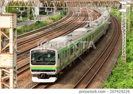Tokaido Line Between Ofuna and Totsuka Tokaido Line Between Ofuna and Totsuka 107429226